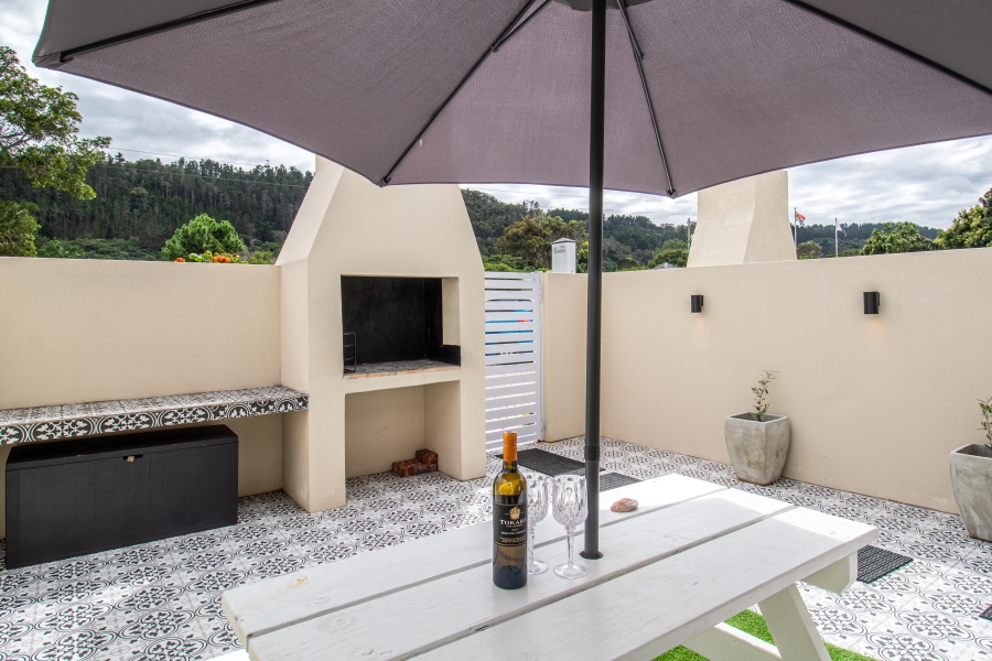 To Let 2 Bedroom Property for Rent in Keurboomstrand Western Cape